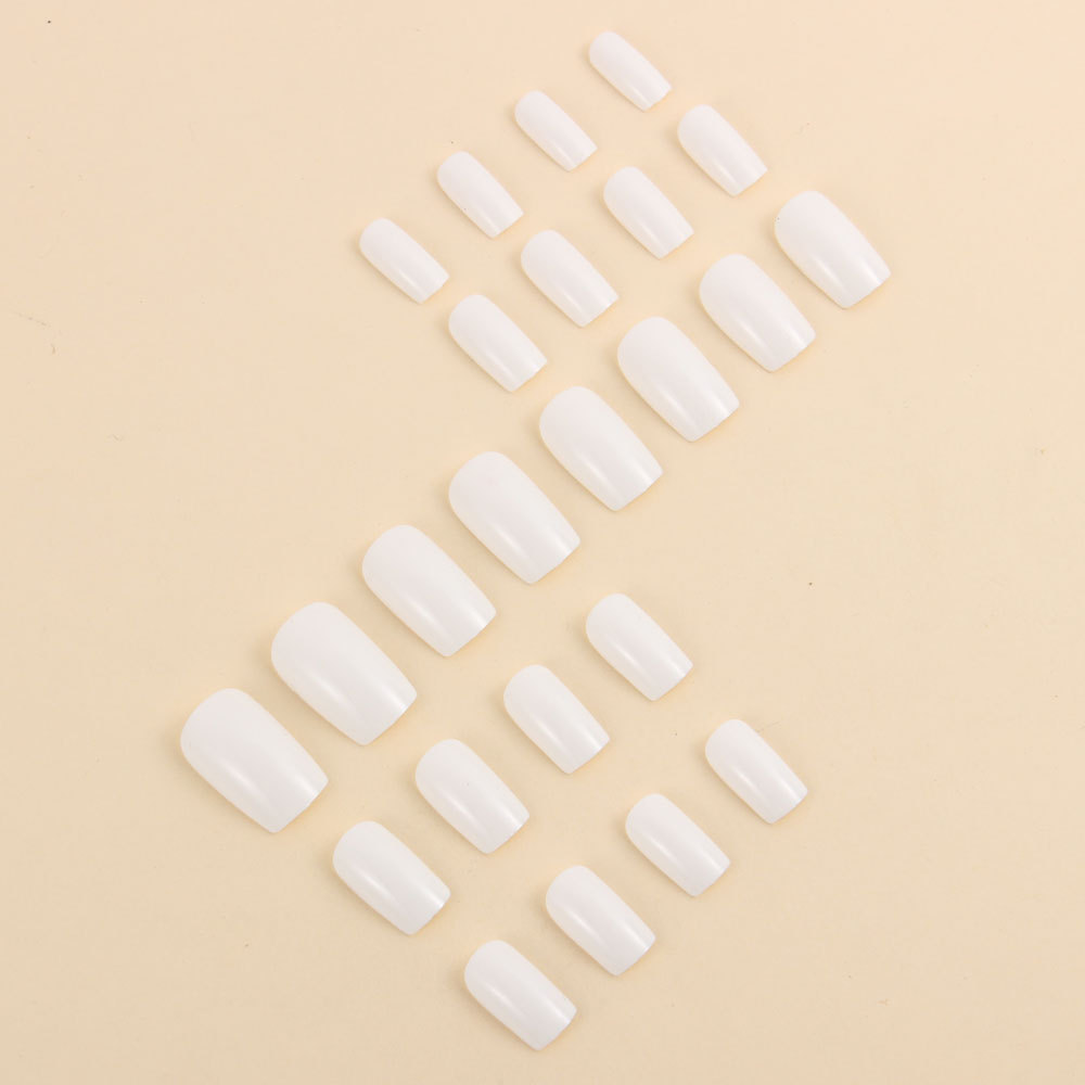 24개 심플 화이트 프레스온 네일 짧은 스퀘어 모양의  - Nail Art Simple Elegant 리뷰 및 가격